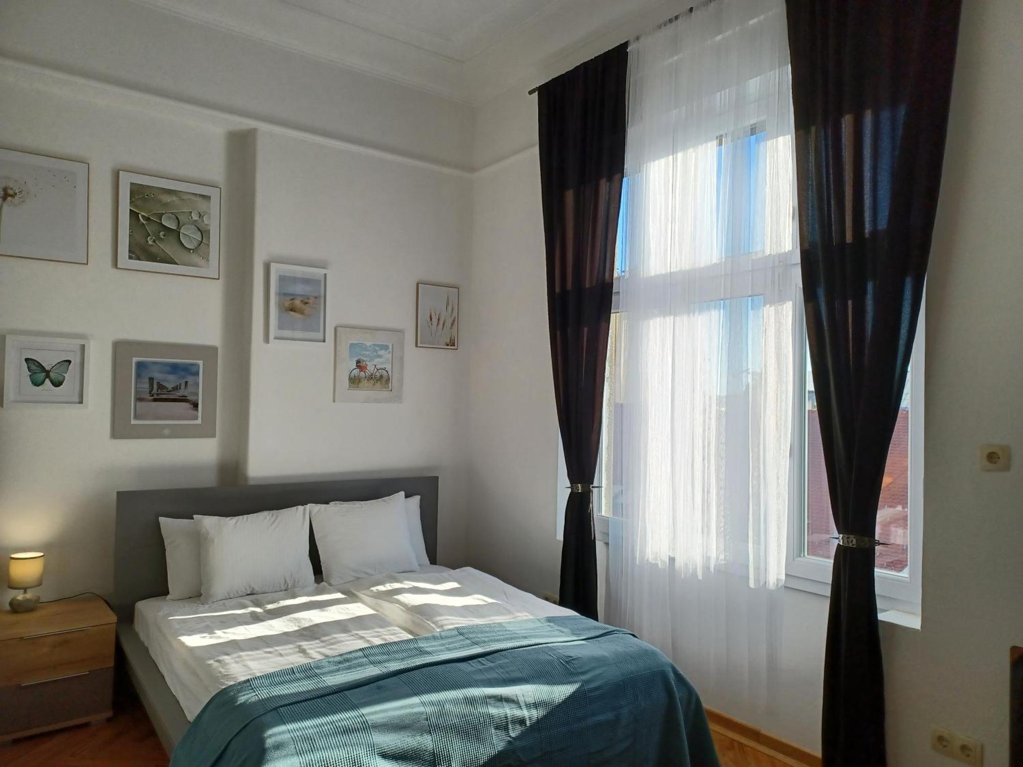 Apartment Hesperia Zagabria Esterno foto