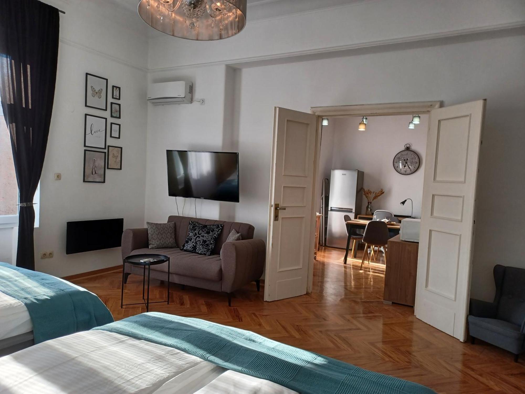 Apartment Hesperia Zagabria Esterno foto
